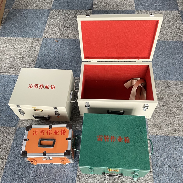 排湖风景区爆破工程作业箱如何选择？玻璃钢与传统材质的全面对比